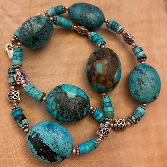 Stunning Vintage Turquoise and 925 silver statement Necklace - Picture 5 of 13